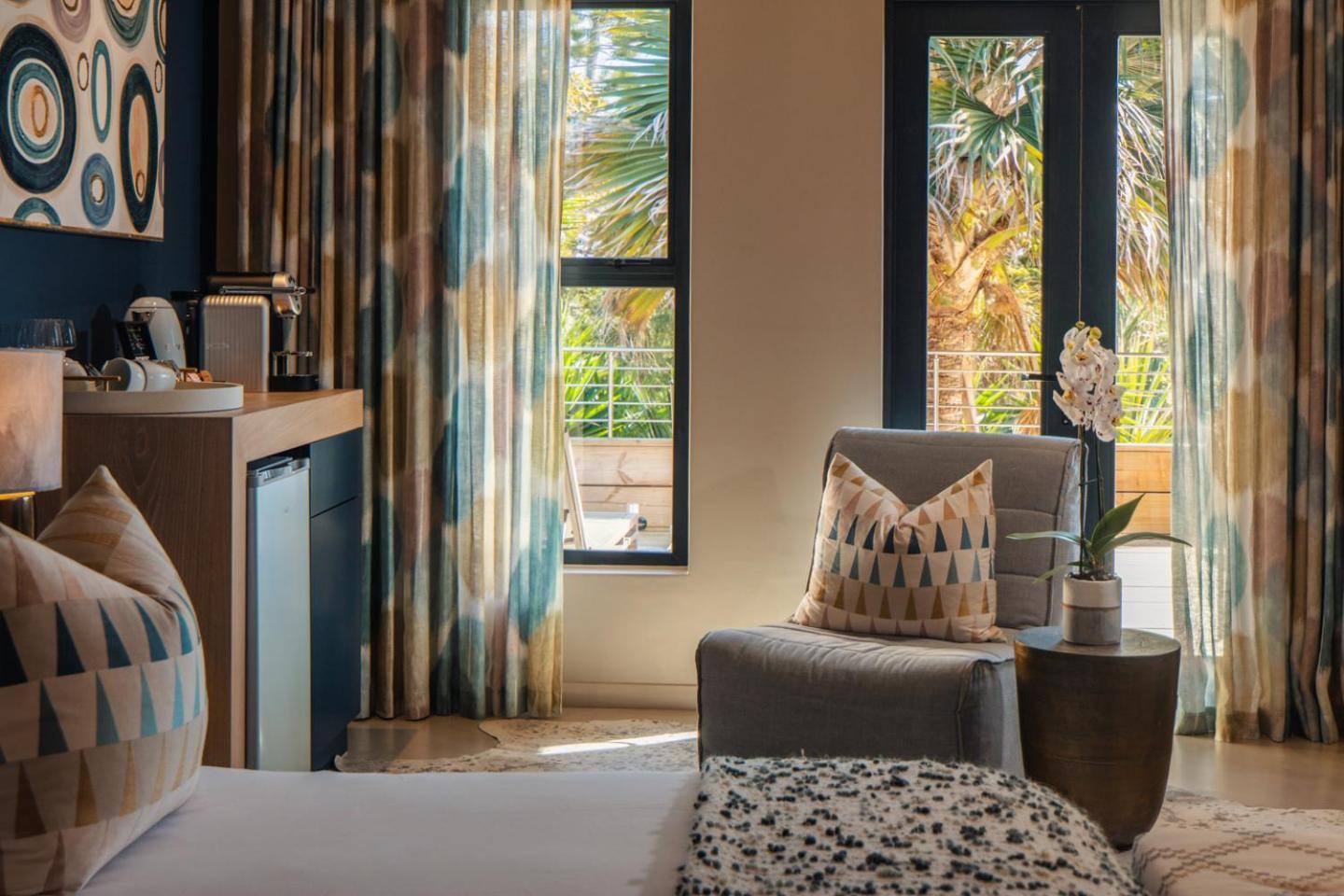 Sky Villa Boutique Hotel By Raw Africa Collection Plettenberg Bay Exterior photo A room at the hotel